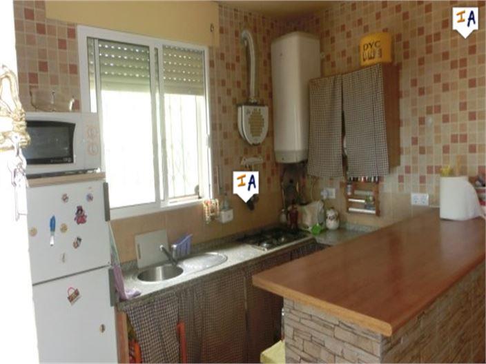 Image No.8-4 Bed House for sale