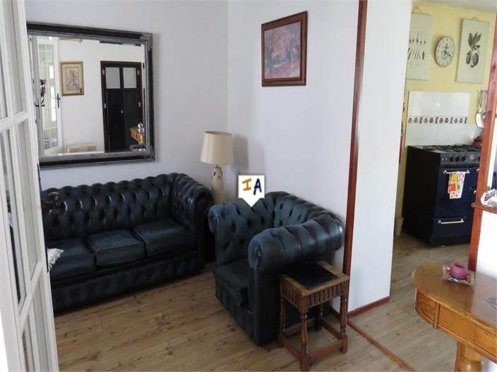 Image No.7-3 Bed House for sale