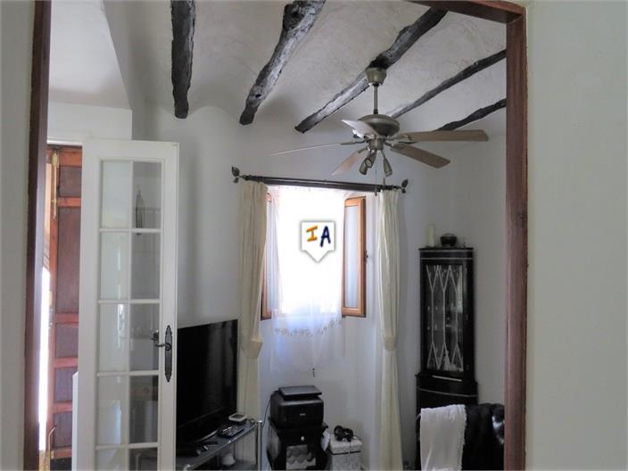 Image No.9-3 Bed House for sale