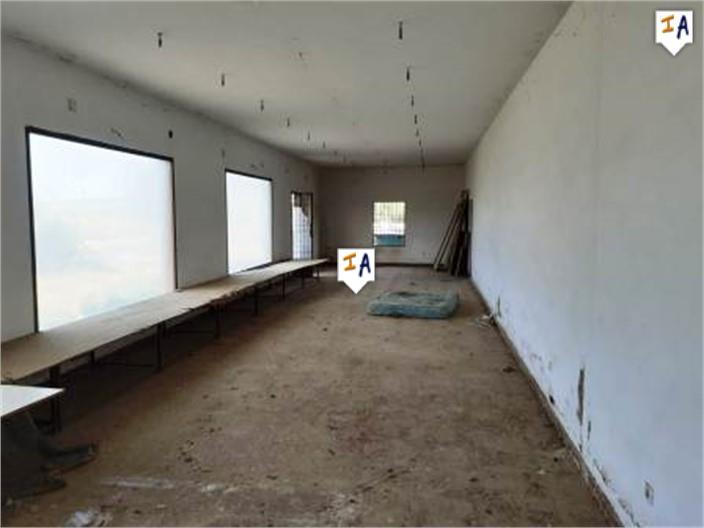 Image No.4-5 Bed Commercial for sale