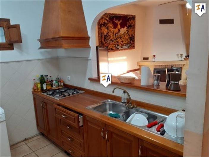 Image No.8-9 Bed Farmhouse for sale