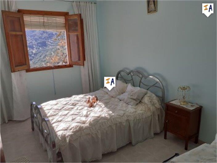 Image No.12-5 Bed Farmhouse for sale