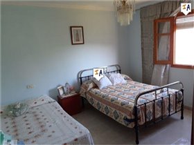 Image No.14-Ferme de 5 chambres à vendre à Iznájar