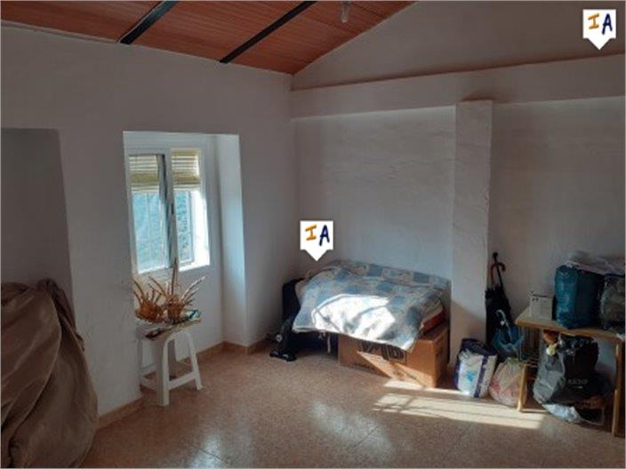 Image No.14-5 Bed Farmhouse for sale