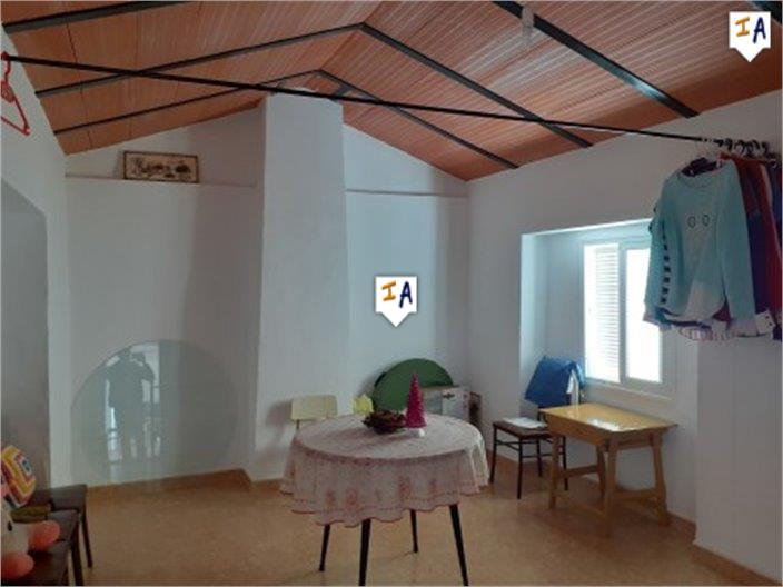 Image No.9-5 Bed Farmhouse for sale