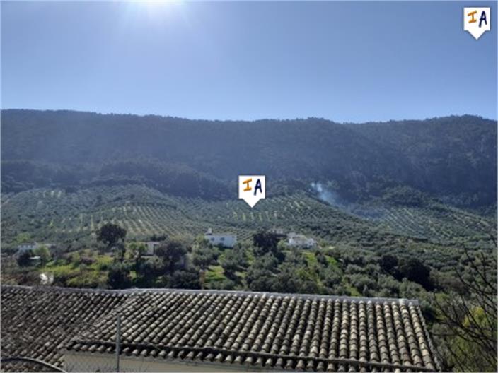 Image No.16-6 Bed Farmhouse for sale