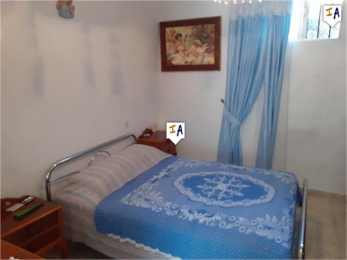 Image No.10-6 Bed Farmhouse for sale