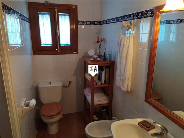 Image No.14-3 Bed House for sale