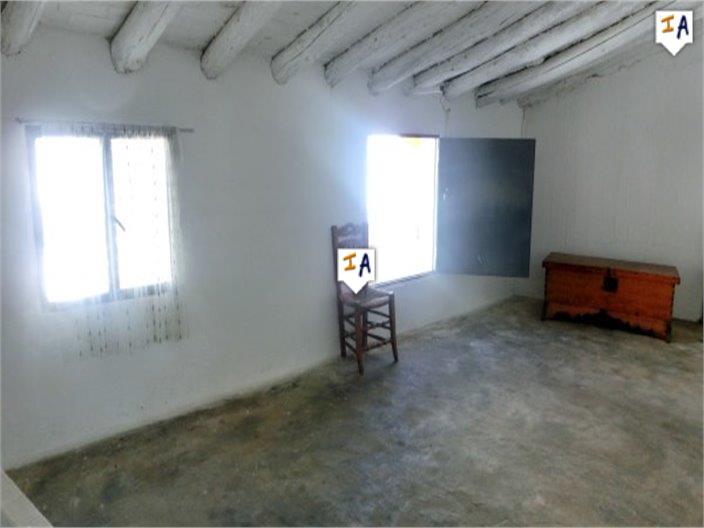 Image No.14-4 Bed House for sale