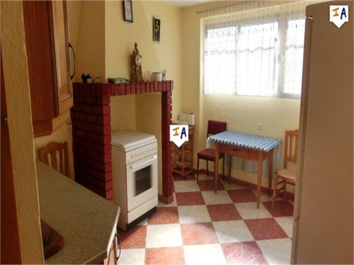 Image No.7-4 Bed House for sale