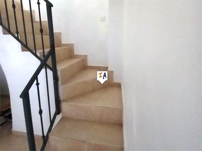 Image No.15-2 Bed House for sale