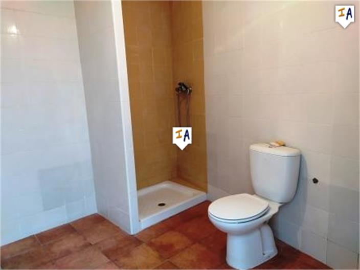 Image No.9-2 Bed House for sale