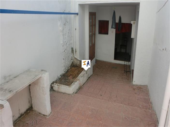 Image No.13-4 Bed House for sale