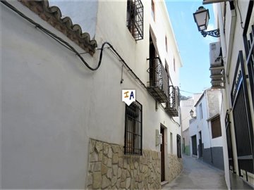 1 - Pegalajar, House