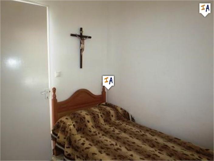 Image No.13-4 Bed House for sale