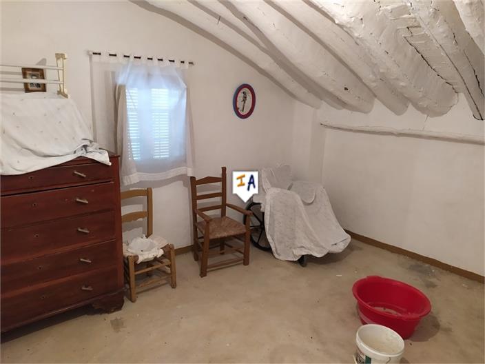 Image No.13-6 Bed Farmhouse for sale