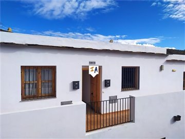 1 - Granada, Property