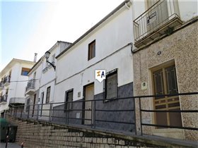 Image No.0-Maison de 4 chambres à vendre à Alcaudete