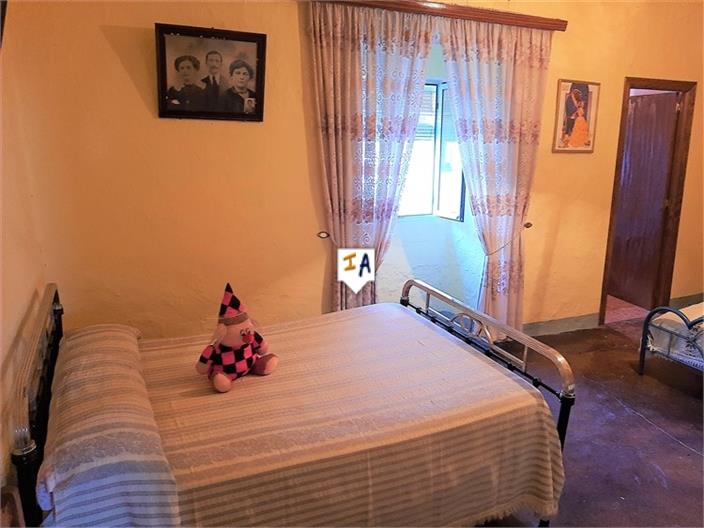 Image No.12-Maison de 4 chambres à vendre à Castillo de Locubín