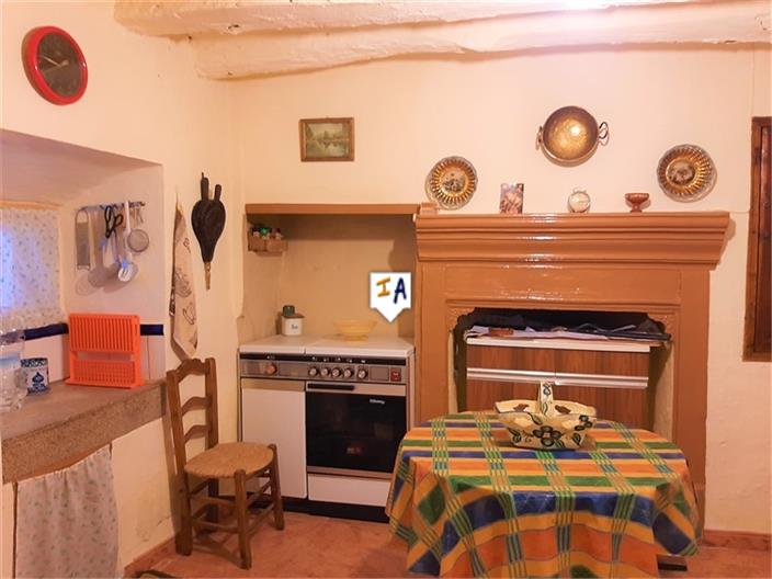 Image No.4-Maison de 4 chambres à vendre à Castillo de Locubín