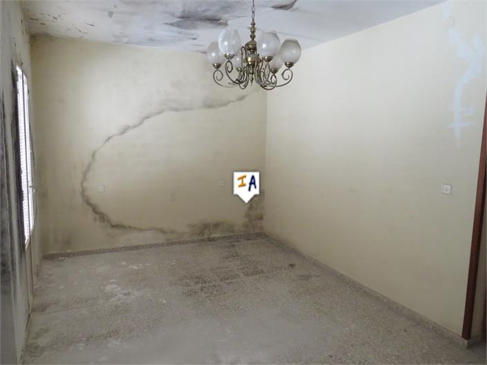 Image No.13-5 Bed House for sale