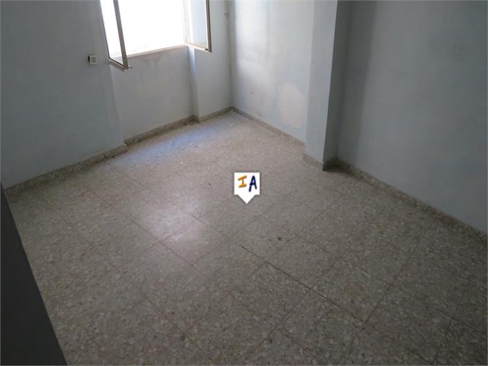 Image No.14-5 Bed House for sale