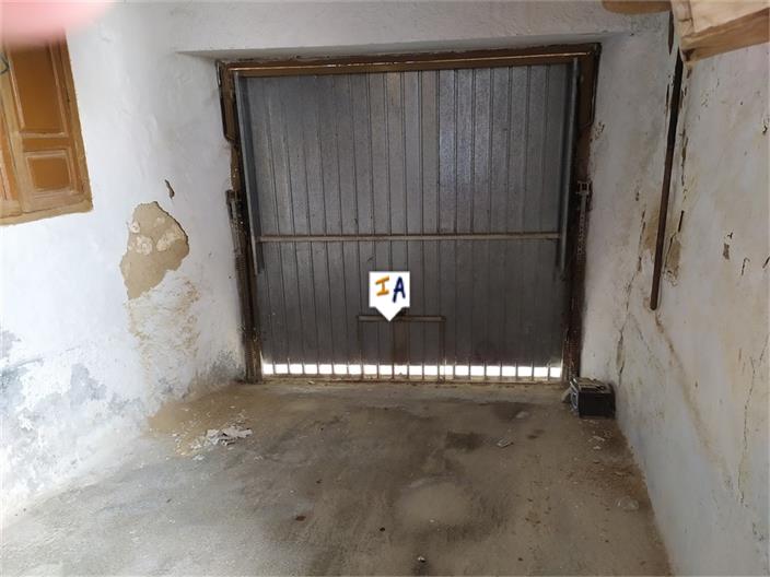 Image No.7-4 Bed House for sale