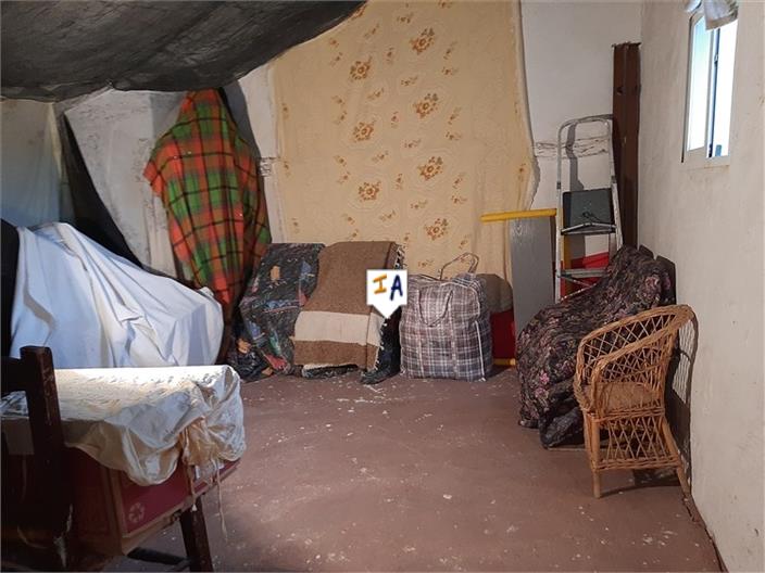 Image No.12-3 Bed House for sale