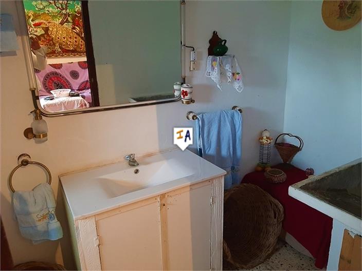 Image No.10-3 Bed House for sale