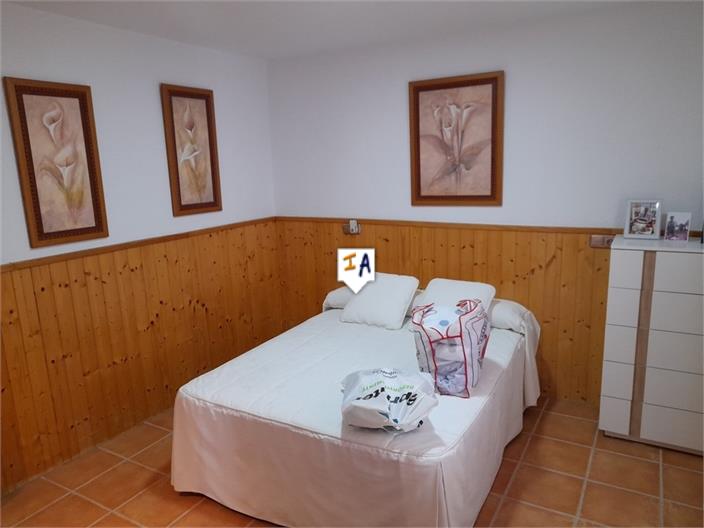 Image No.6-Maison de 5 chambres à vendre à Tozar