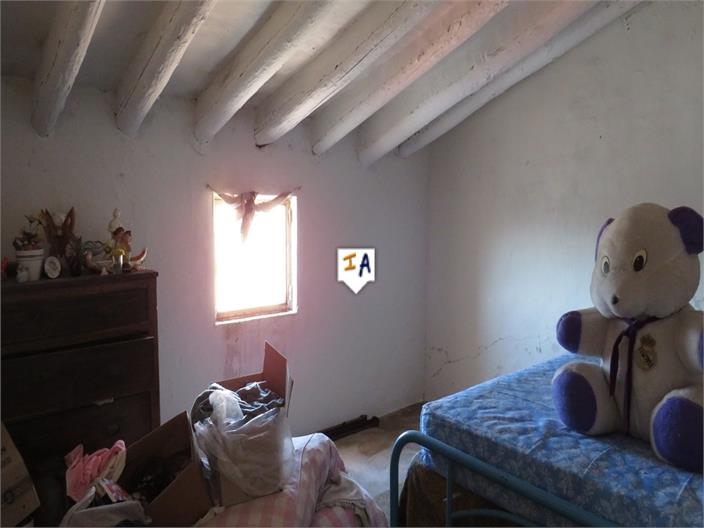 Image No.15-3 Bed House for sale