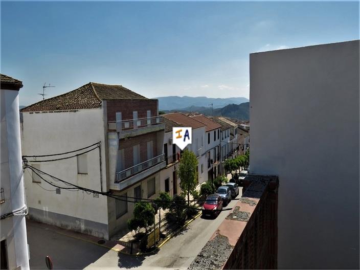 Image No.16-3 Bed House for sale