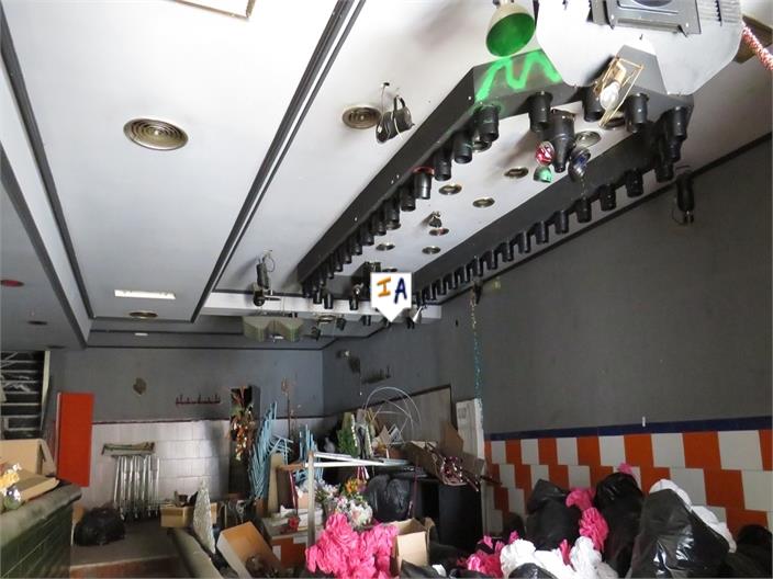 Image No.9-3 Bed House for sale