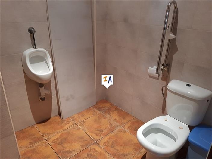 Image No.15-3 Bed Commercial for sale