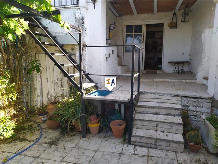 Image No.11-3 Bed House for sale