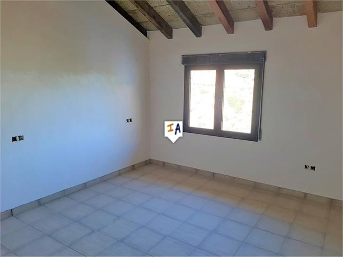 Image No.11-9 Bed Farmhouse for sale