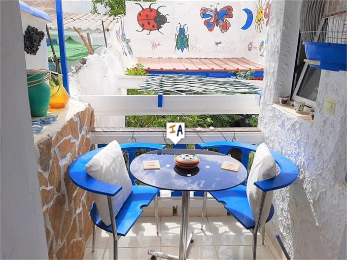 Image No.9-3 Bed House for sale