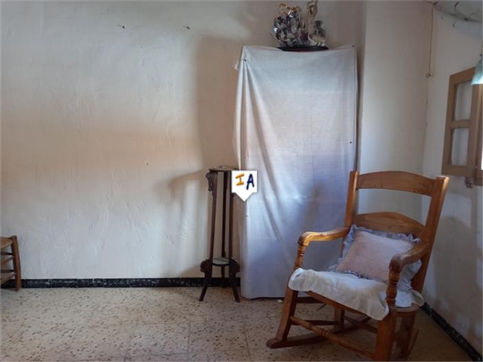 Image No.12-3 Bed House for sale