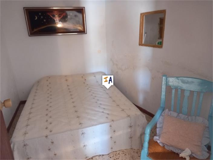 Image No.14-3 Bed House for sale