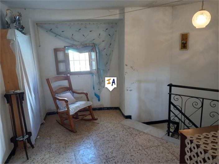 Image No.9-3 Bed House for sale