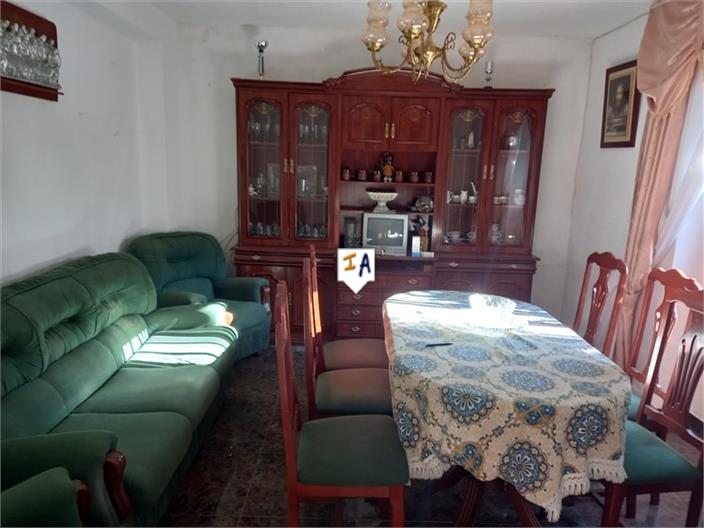 Image No.3-5 Bed House for sale