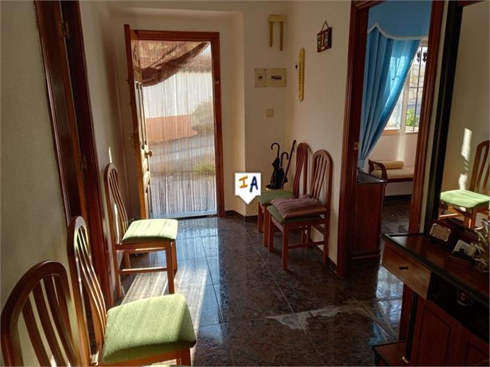 Image No.5-5 Bed House for sale