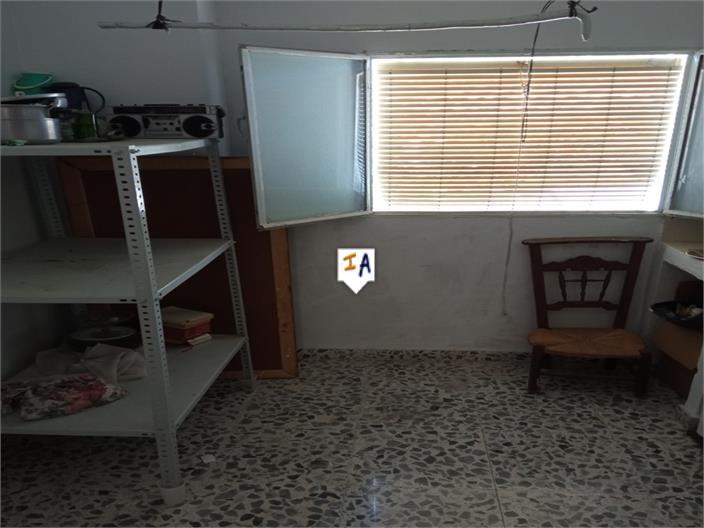 Image No.12-5 Bed House for sale