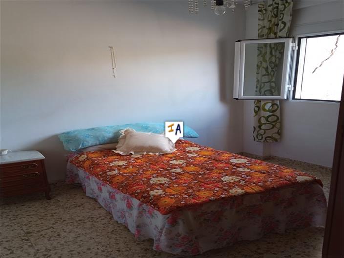 Image No.14-5 Bed House for sale