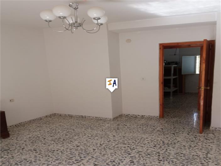 Image No.7-5 Bed House for sale