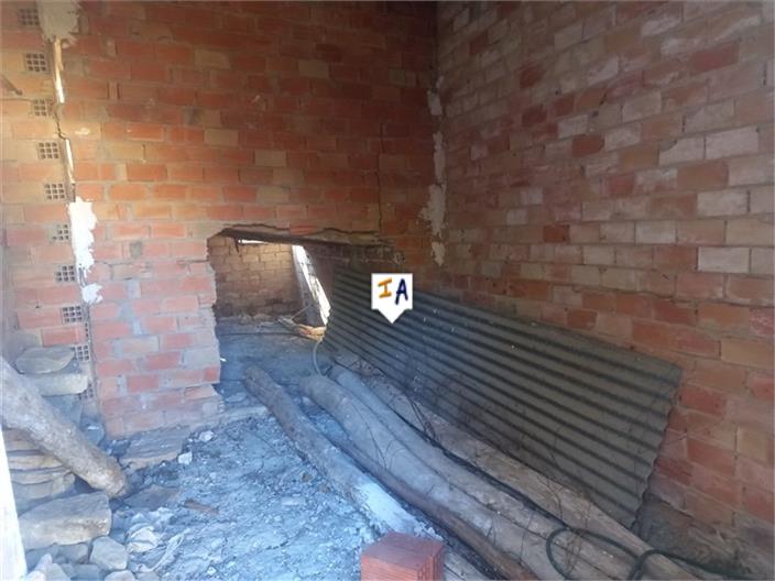 Image No.16-7 Bed Farmhouse for sale