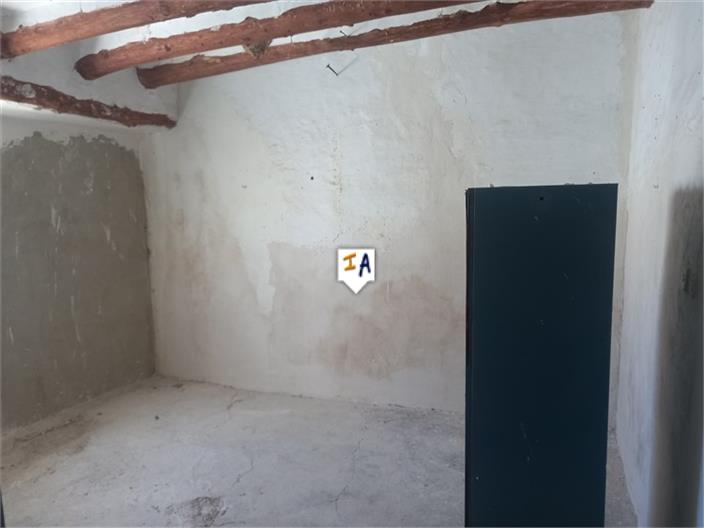 Image No.5-7 Bed Farmhouse for sale