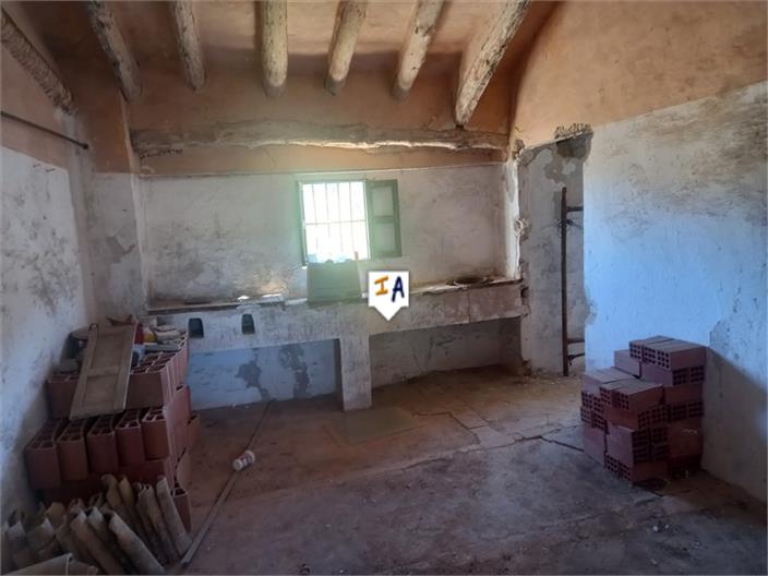 Image No.8-7 Bed Farmhouse for sale