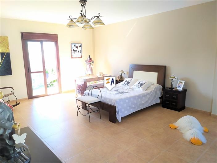 Image No.11-5 Bed Villa for sale