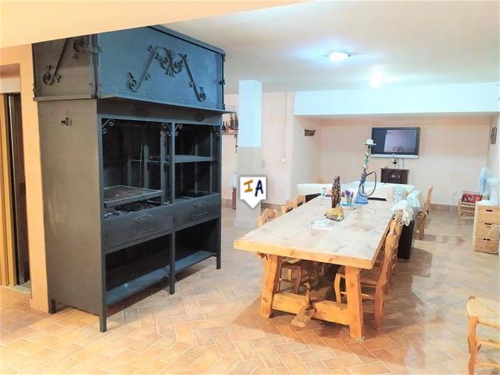 Image No.15-5 Bed Villa for sale